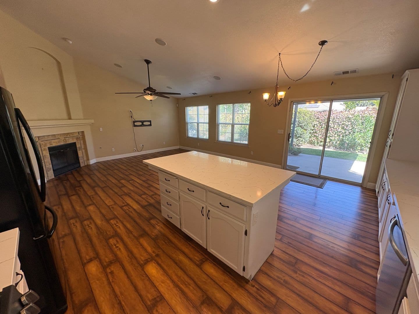 Visalia House: 3524 S. Lincoln Ct