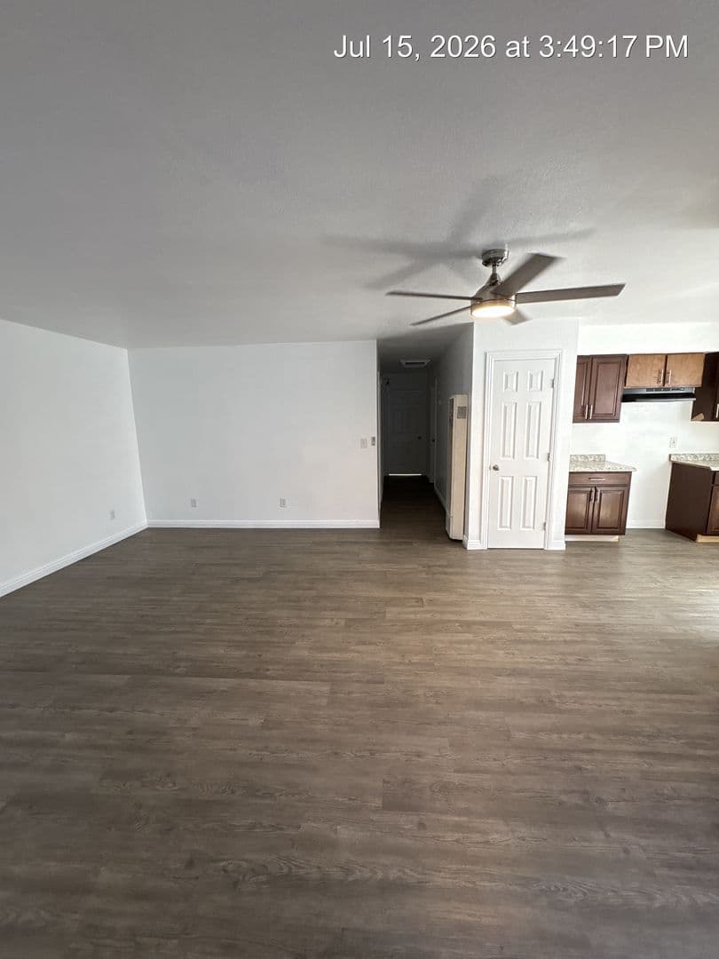 Woodlake Apartment: 388 Crestwood A-D