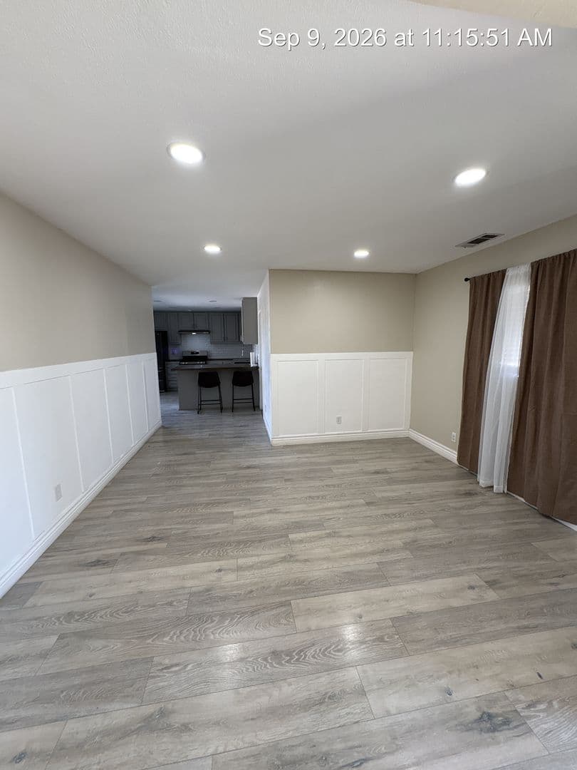 Hanford House: 1105 Freddie  Circle