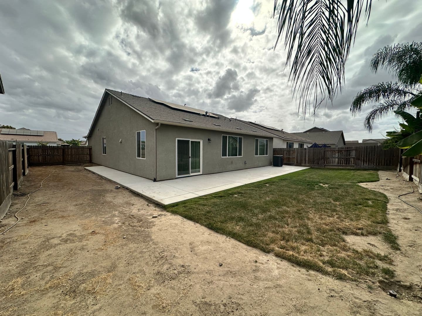 Visalia House: 2231 South Lebec St
