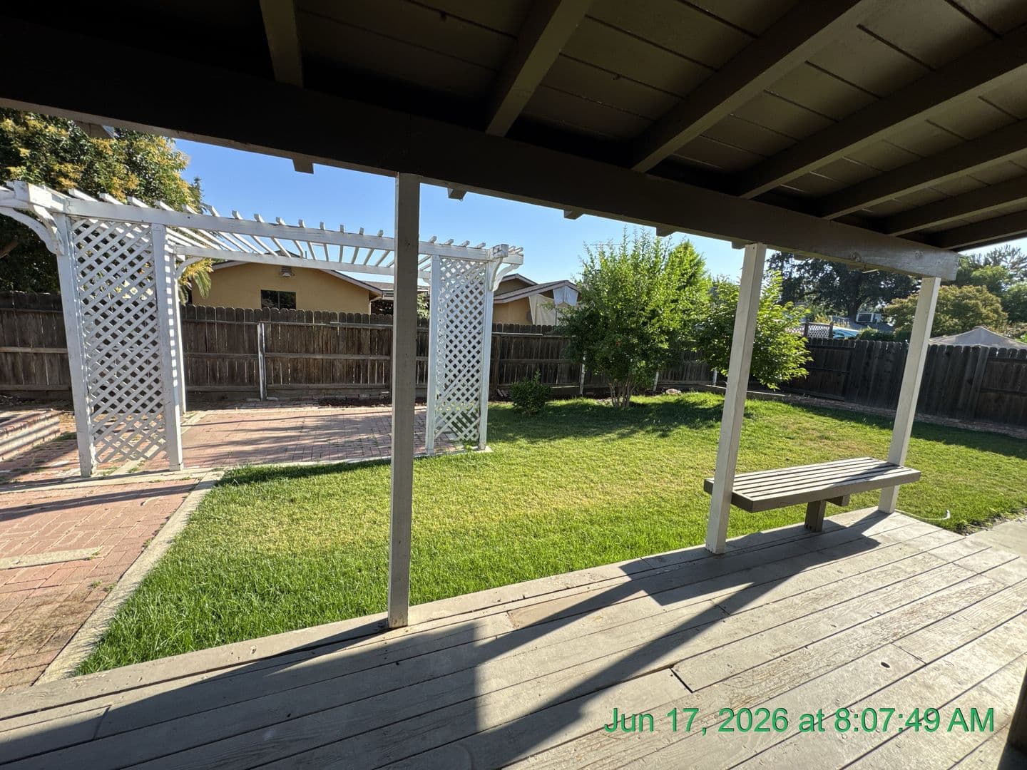 Visalia House: 2601 S Kloth Dr