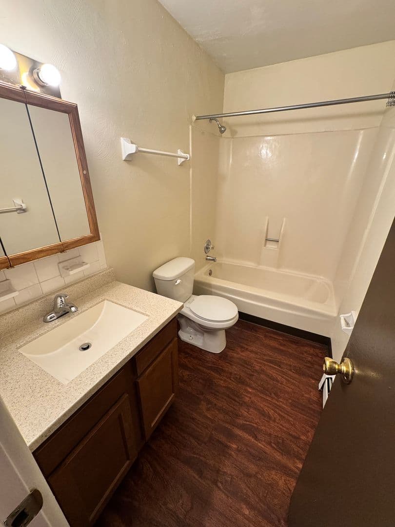 Boardman Apartment: 98 Washington Blvd.