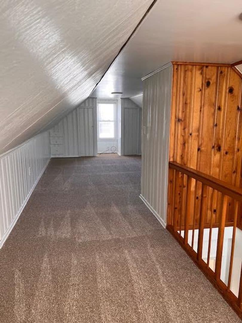 Austintown House: 519 Forest Hill Dr