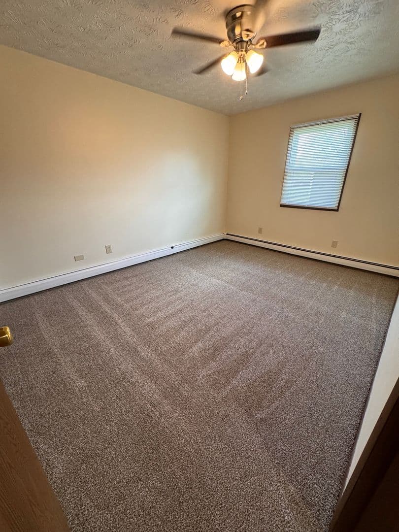 Boardman Apartment: 8426 Colwyn Ct.