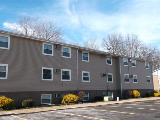Cortland Apartment: 293 Maplewood Drive