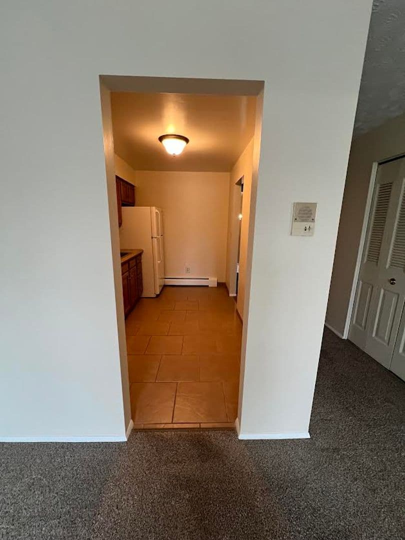 Boardman Apartment: 7185 Locust Ave.
