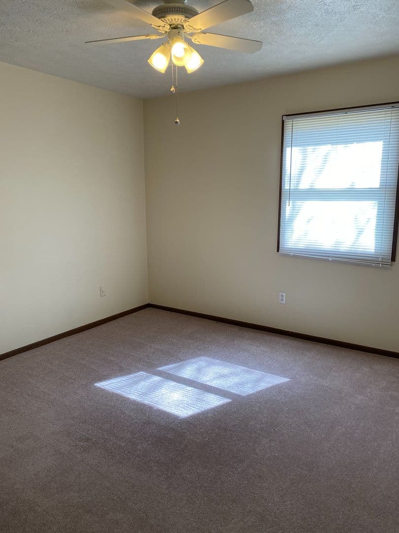 poland Apartment: 1050 W.Western Reserve Road