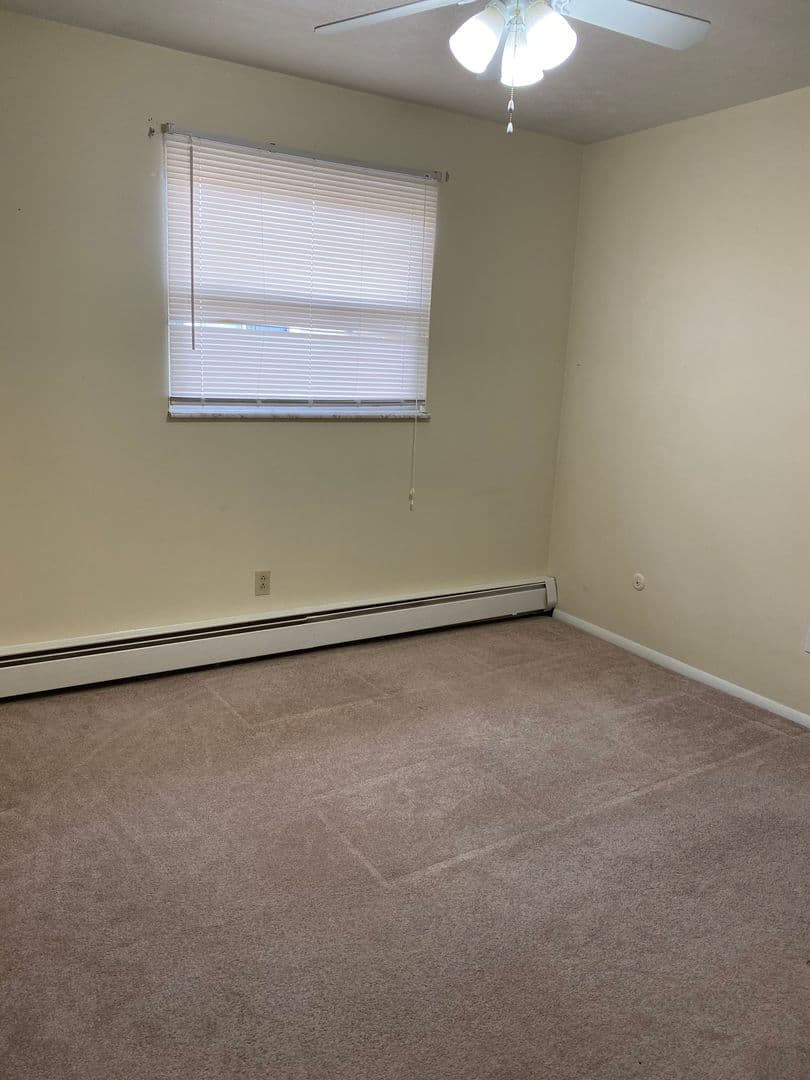 Boardman Apartment: 7145 Locust Ave