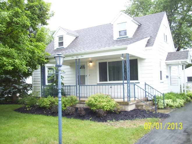 Austintown House: 154 S. Kimberly