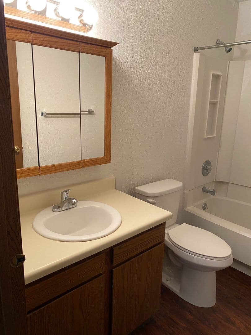 poland Apartment: 1050 W.Western Reserve Road