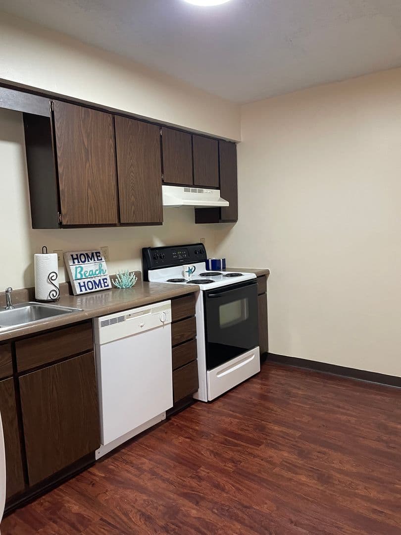 Cortland Apartment: 273 Maplewood Drive