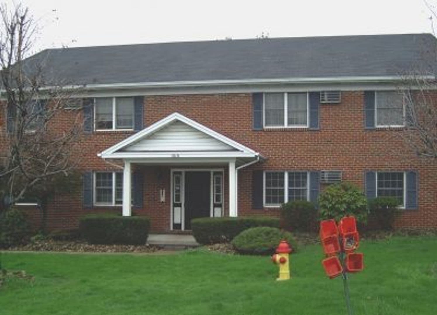 poland Apartment: 1050 W.Western Reserve Road