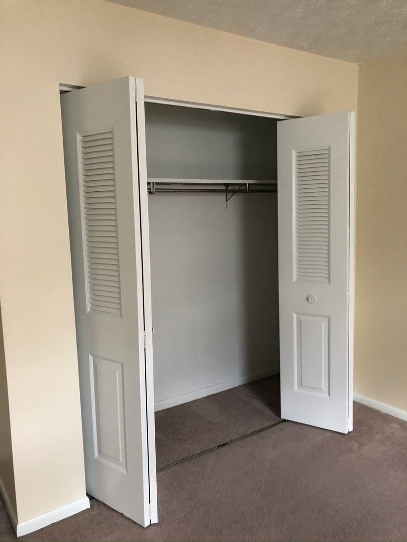 Cortland Apartment: 293 Maplewood Drive
