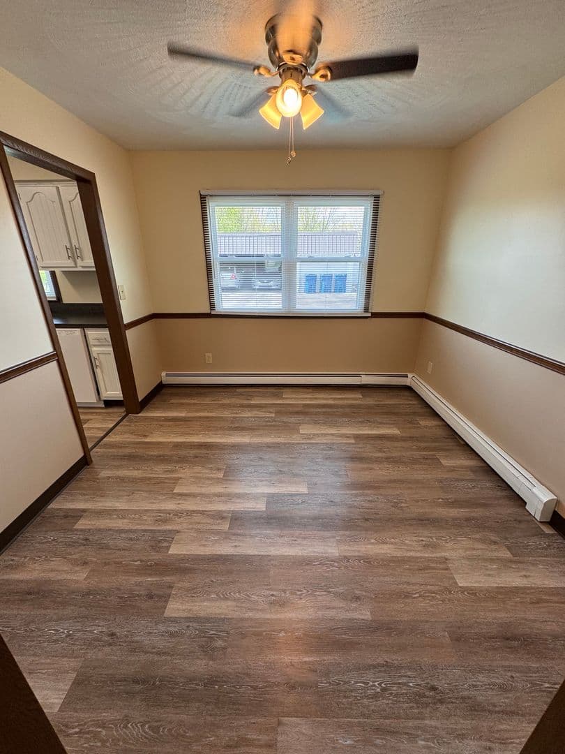 Boardman Apartment: 8426 Colwyn Ct.