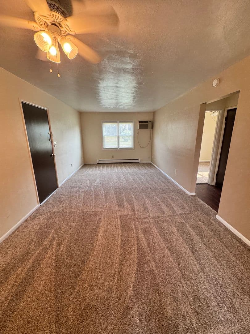 Boardman Apartment: 98 Washington Blvd.