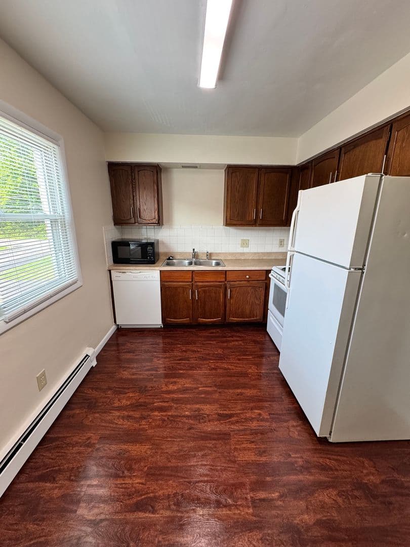 Boardman Apartment: 98 Washington Blvd.