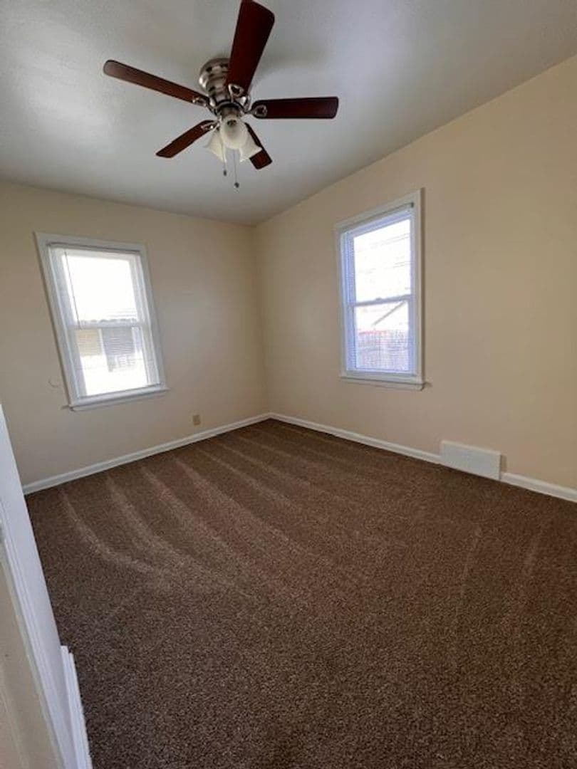 Austintown House: 519 Forest Hill Dr