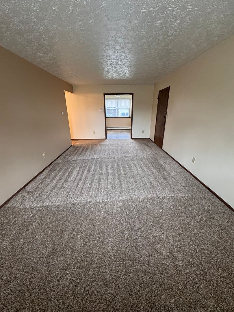 Boardman Apartment: 8426 Colwyn Ct.