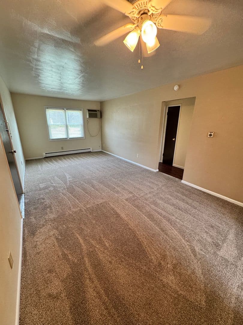 Boardman Apartment: 98 Washington Blvd.