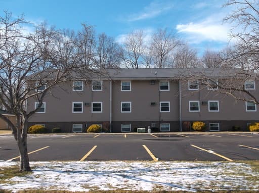 Cortland Apartment: 293 Maplewood Drive