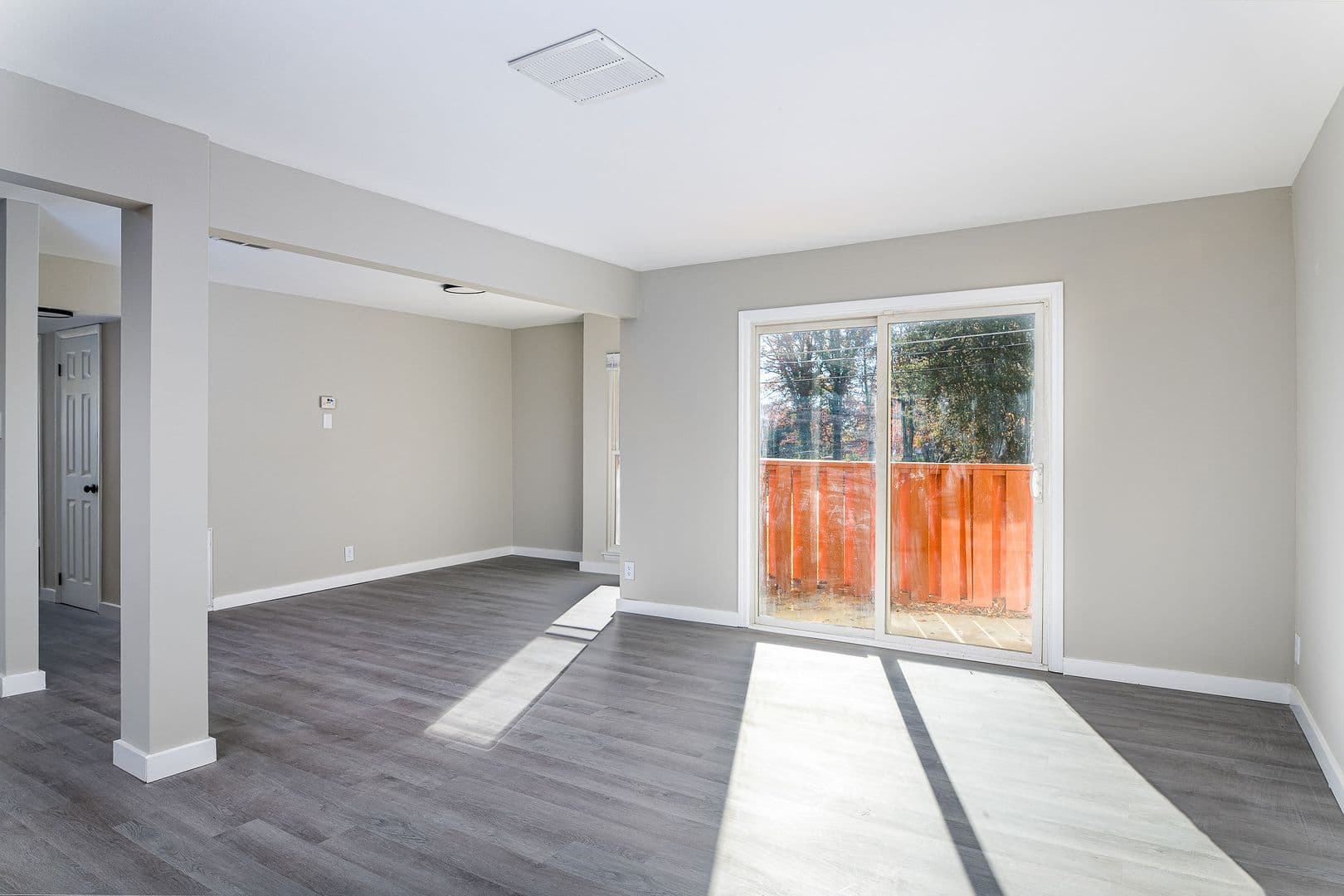Greensboro Apartment: 2012 Maywood St