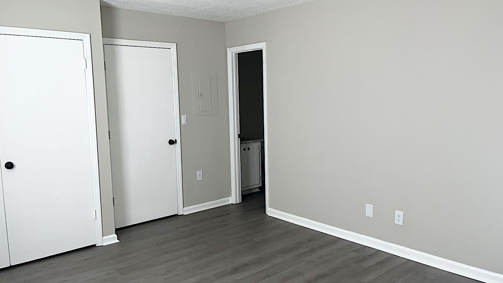 Greenville Apartment: 3214 Summer Place
