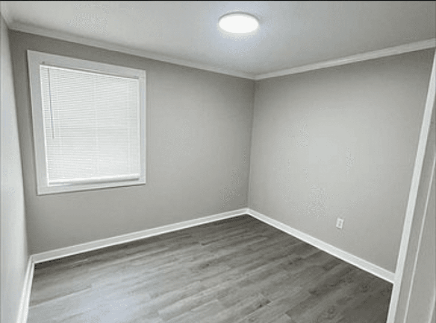Raleigh Apartment: 727 E Lenoir Street