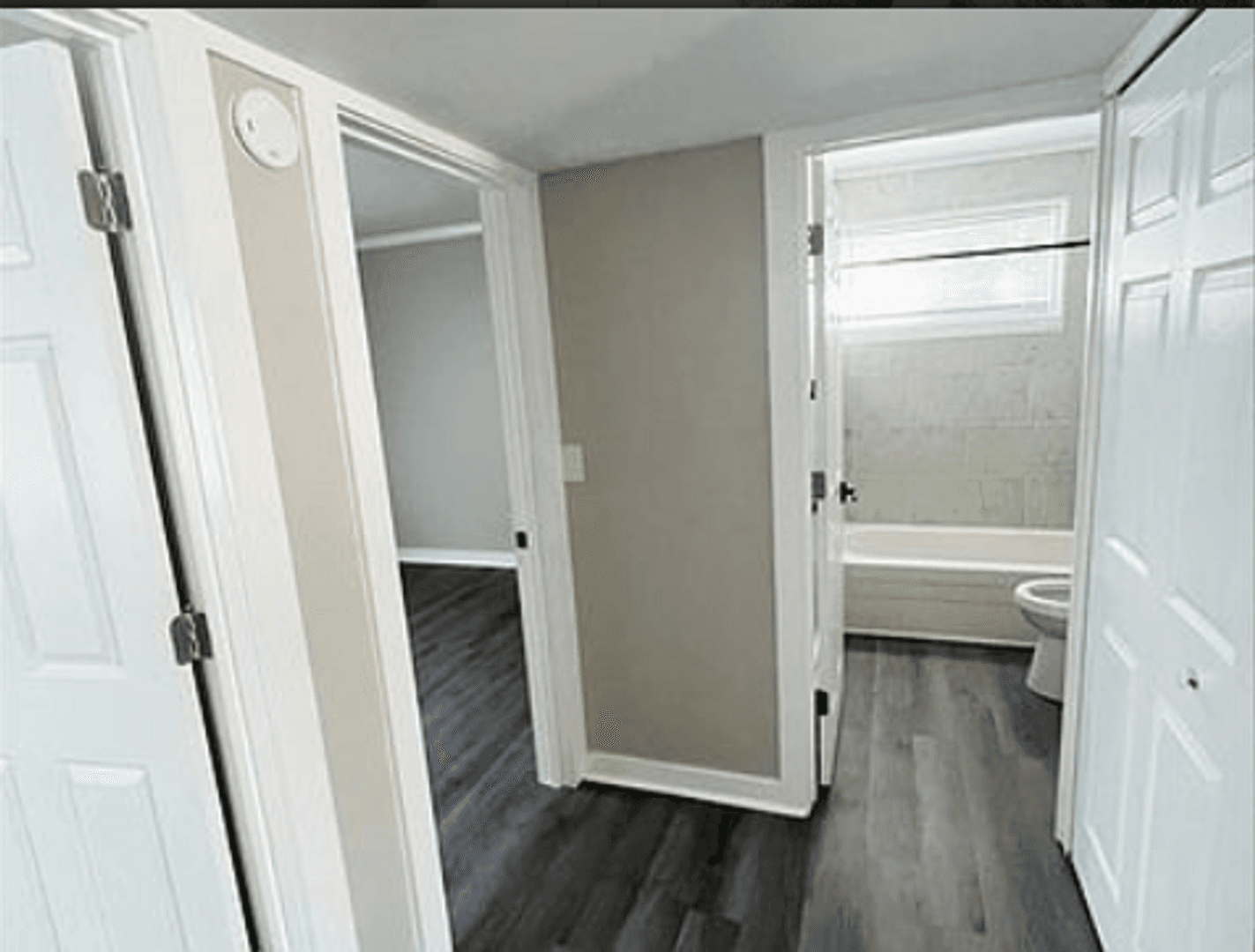Raleigh Apartment: 727 E Lenoir Street