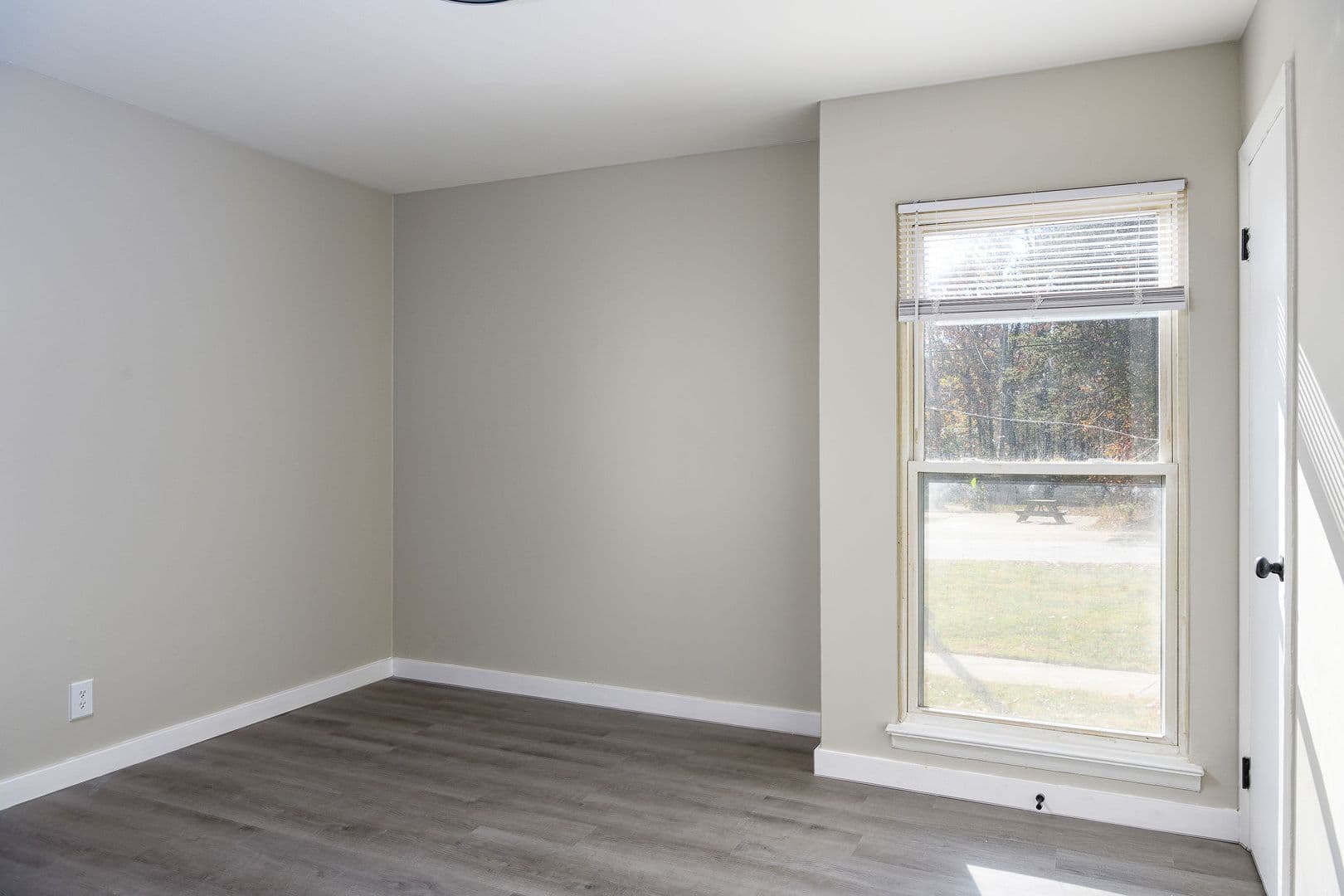 Greensboro Apartment: 2012 Maywood St