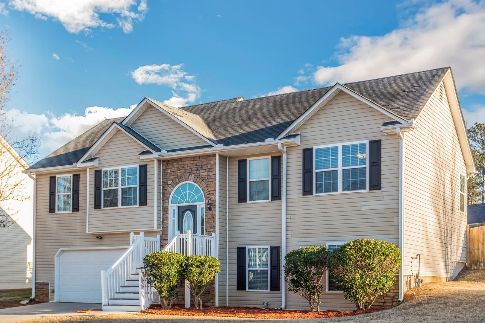 Villa Rica House: 202 Millpond Pkwy