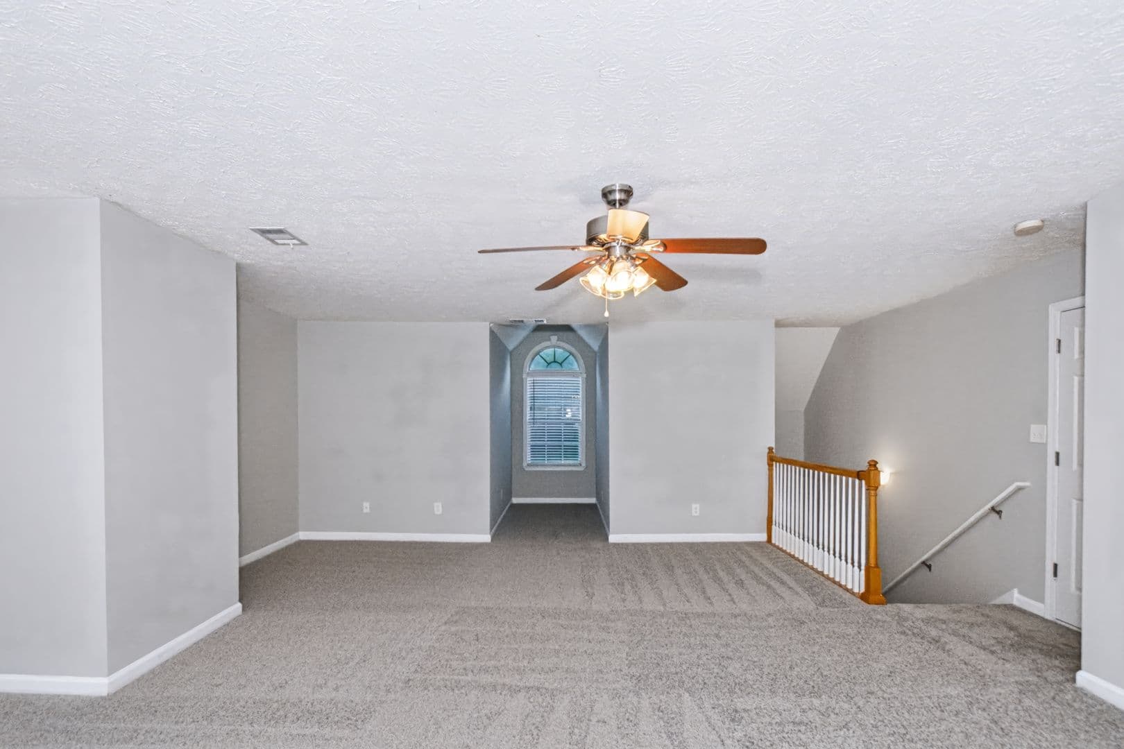 Locust Grove House: 704 Emertrey Dr