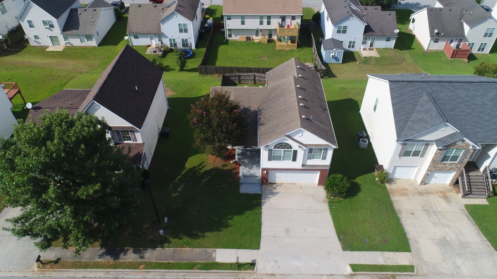 Rex House: 3338 Waggoner Way