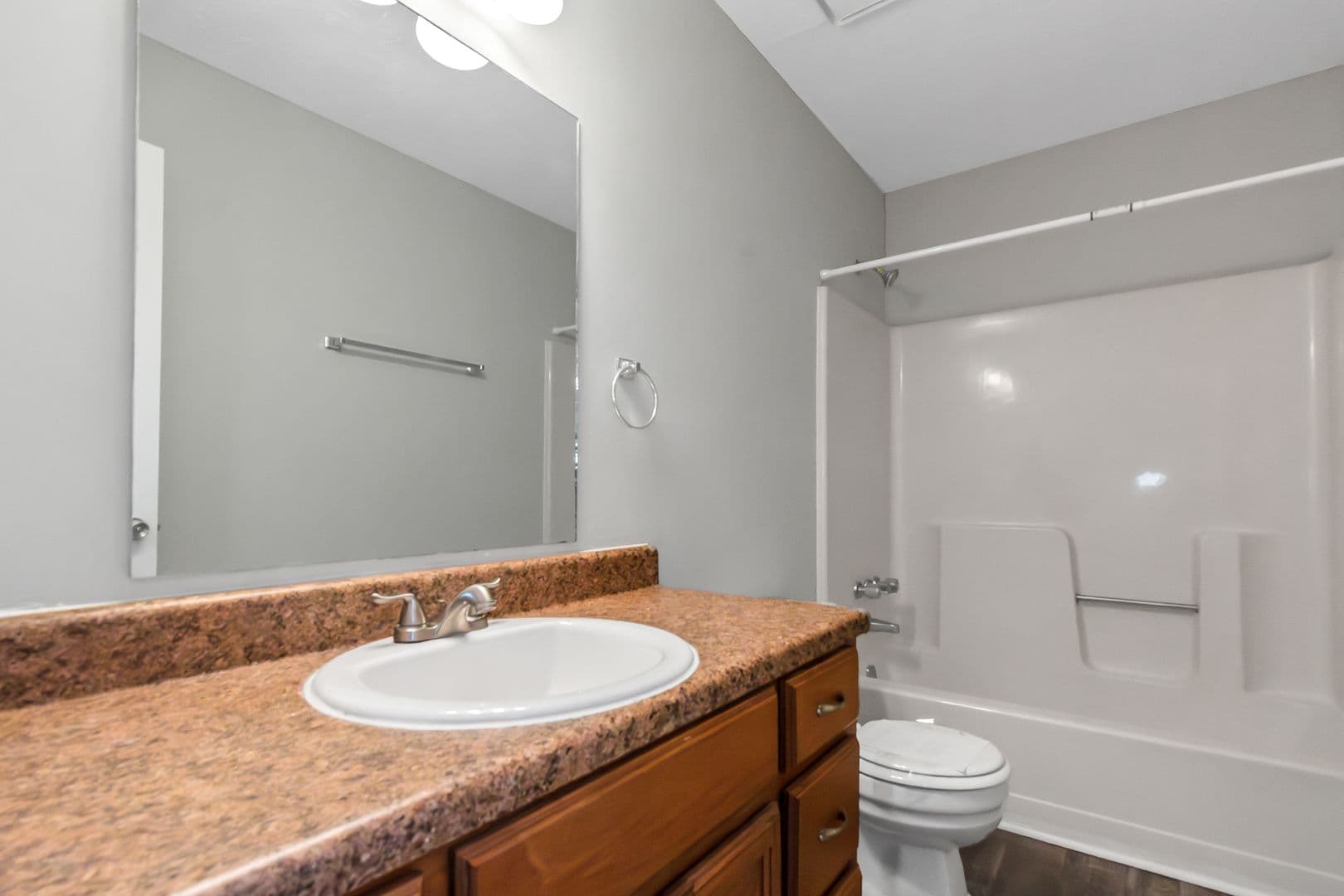 Jonesboro House: 3653 Chestnut Lake Ct.
