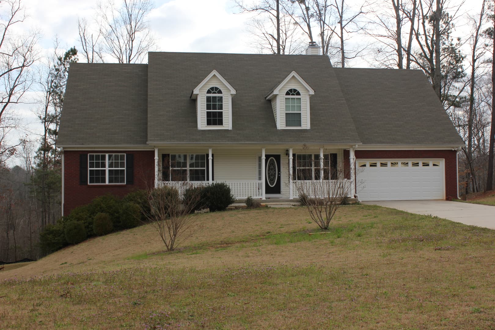 Locust Grove House: 704 Emertrey Dr