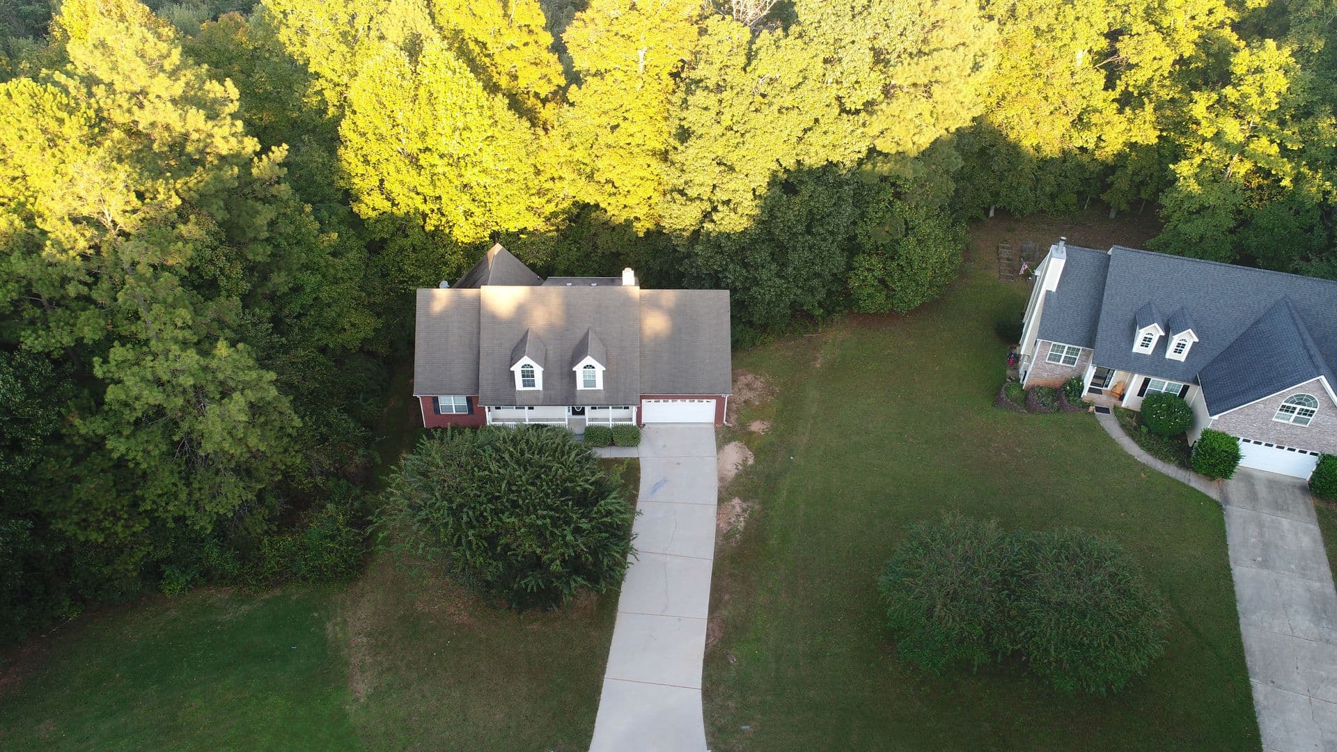 Locust Grove House: 704 Emertrey Dr