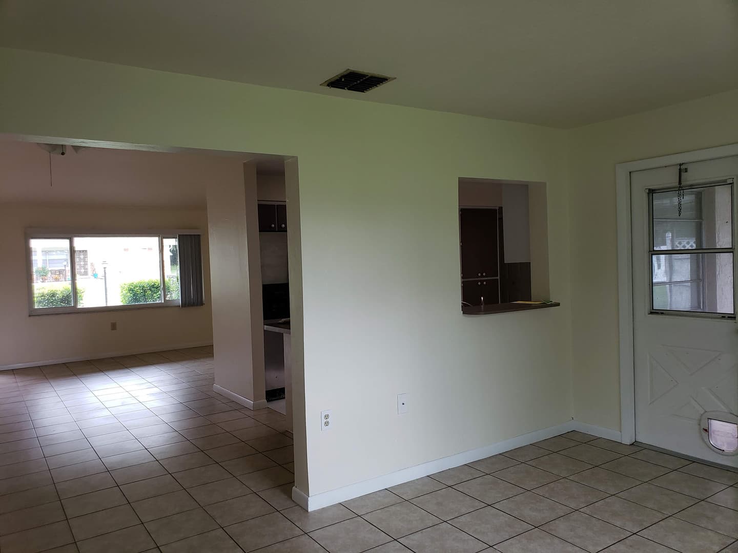 Bevelry Hills House: 1003 W. Buttonbush Dr