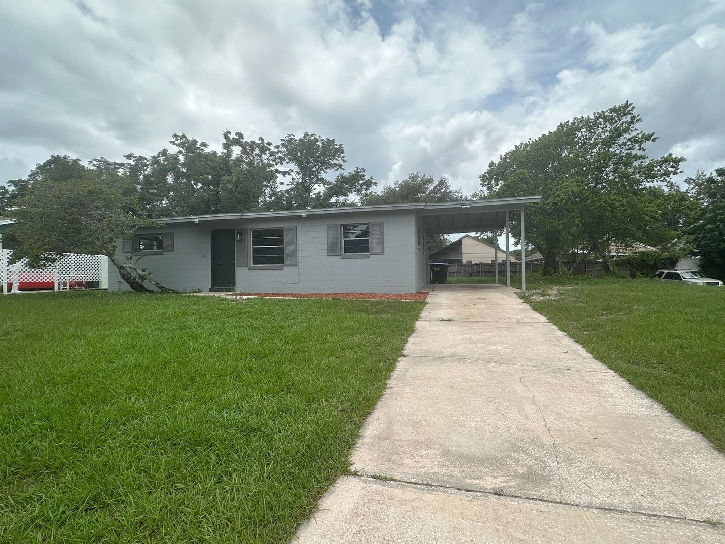 Apopka House: 1202 Prairie Lane