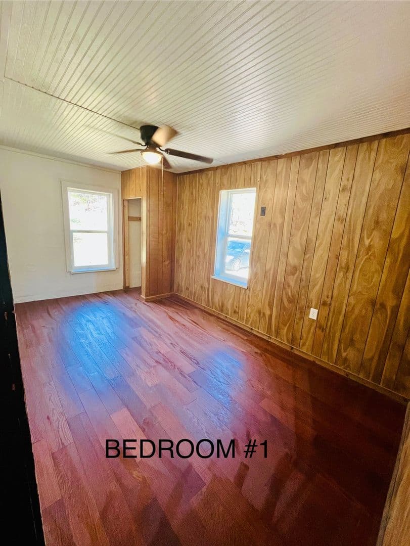 Anniston House: 1609 Morrisville Rd