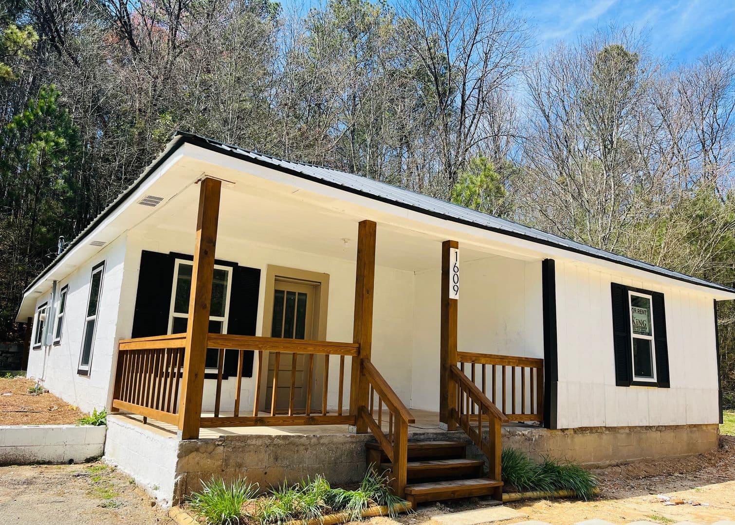 Anniston House: 1609 Morrisville Rd