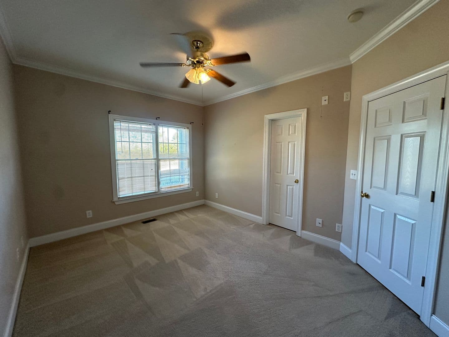 Jacksonville House: 1012 Carrie Court