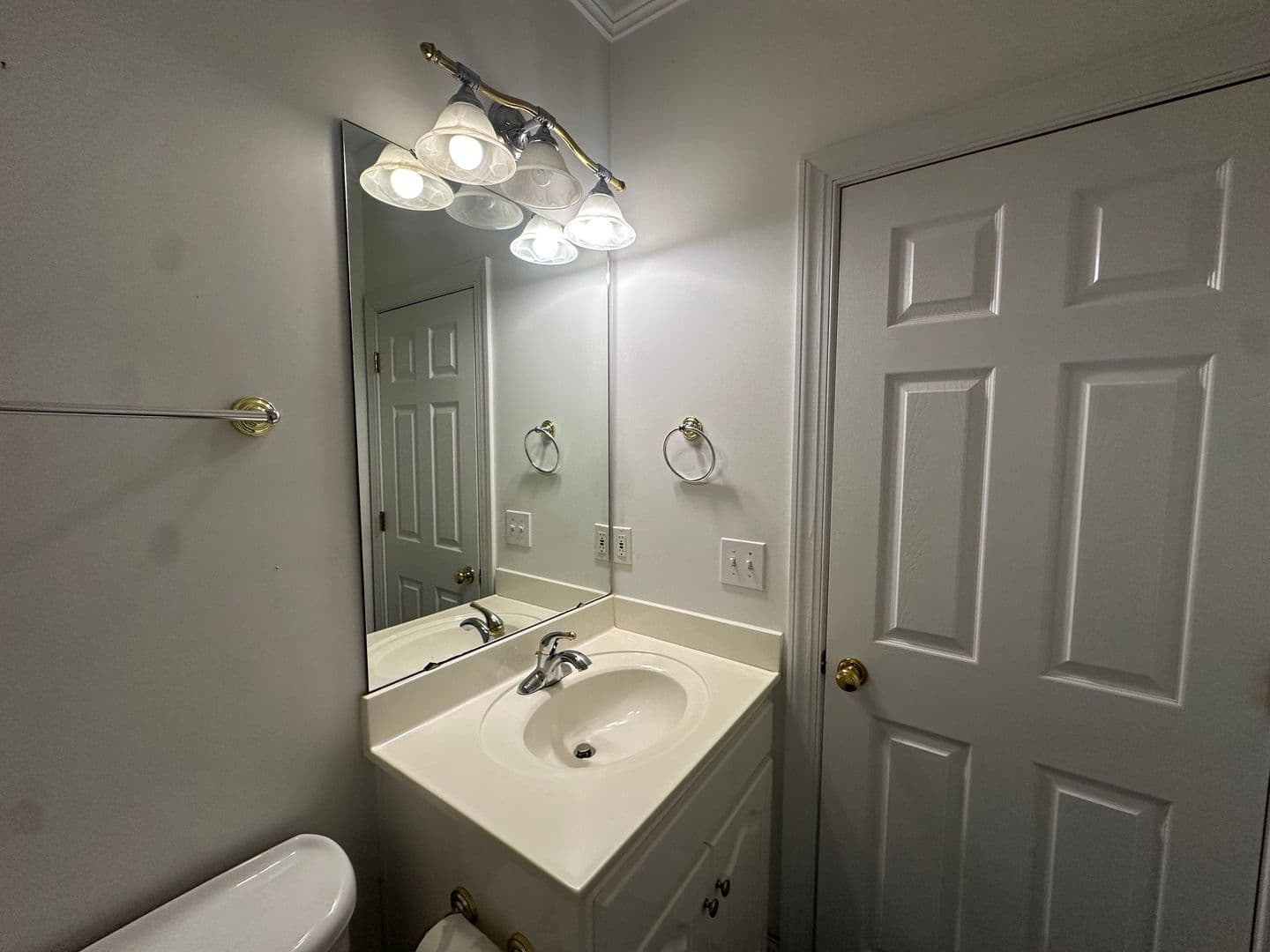 Jacksonville House: 1012 Carrie Court