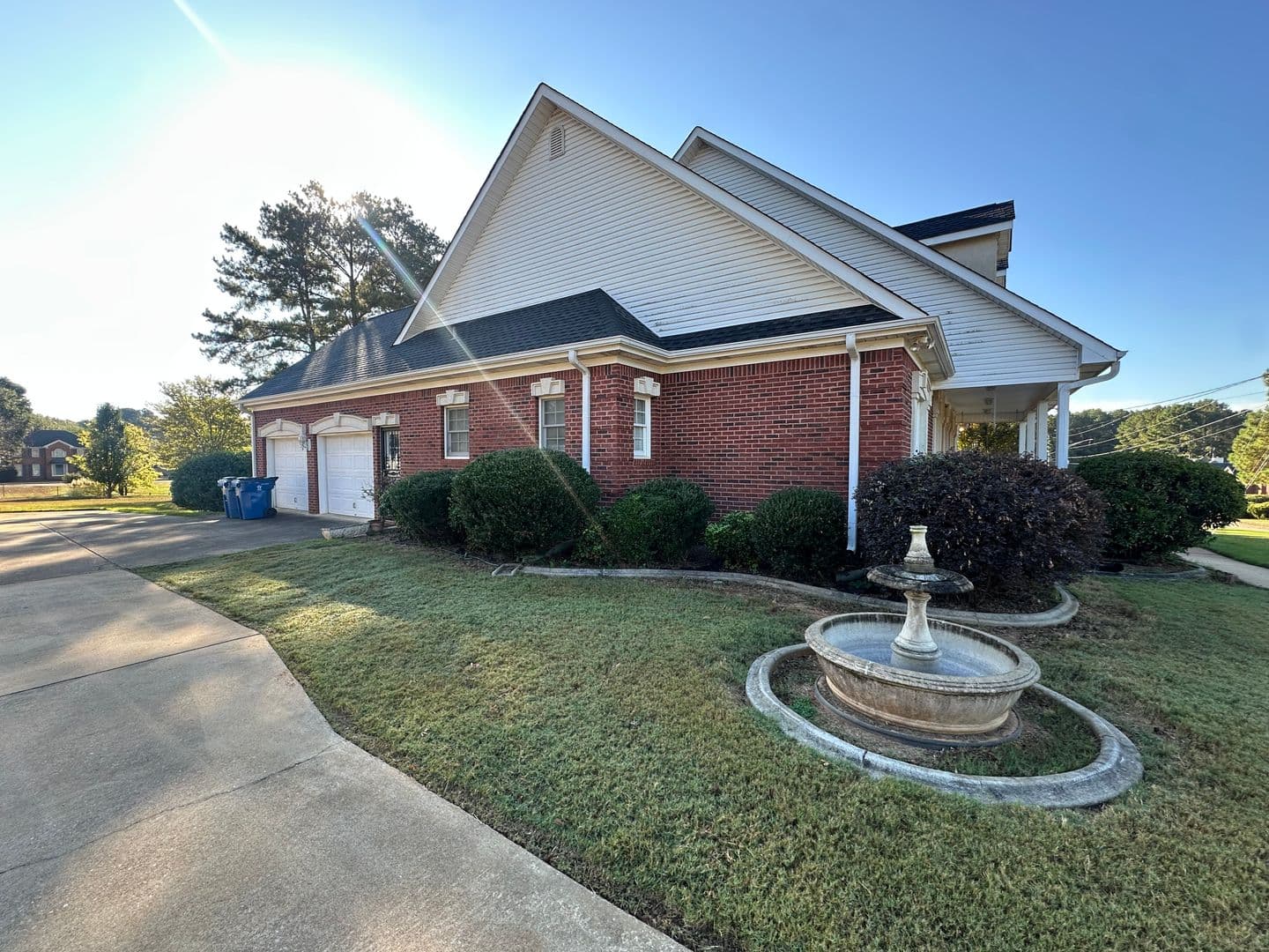 Jacksonville House: 1012 Carrie Court