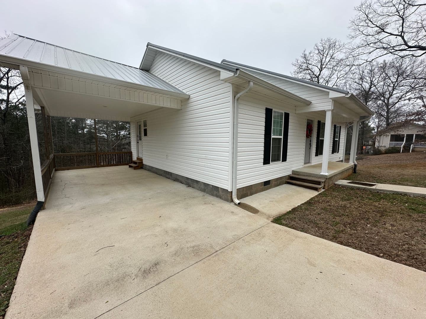 Jacksonville House: 85 Mary Dr