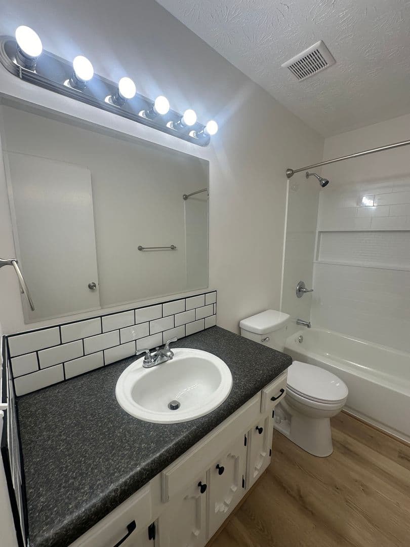 Anniston Apartment: 1505 & 1526 Warrior Road