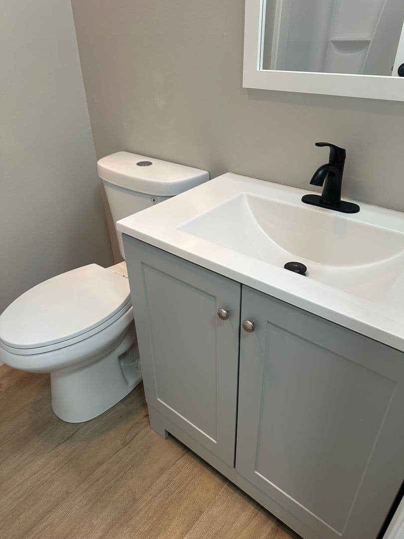 Capitola Apartment: 501 Plum Street