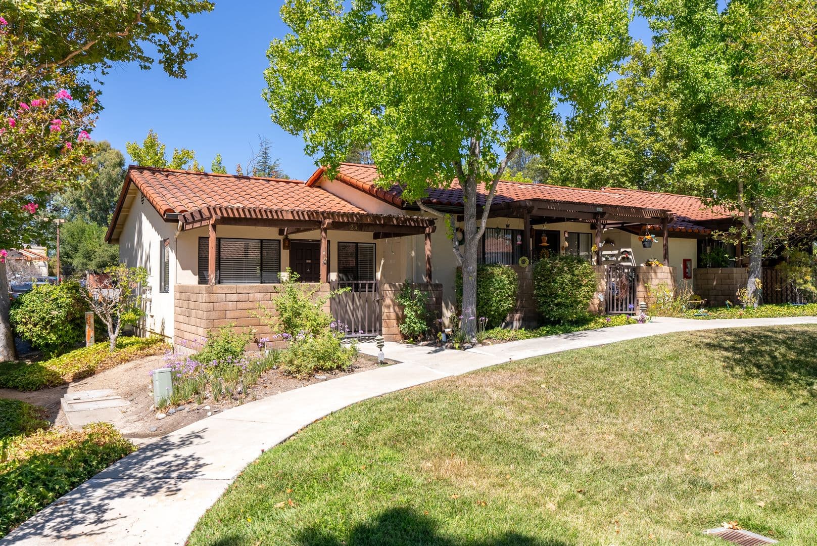 Templeton Apartment: 283 Heather Court