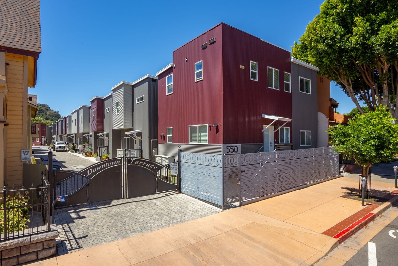 San Luis Obispo Apartment: 550 Higuera St
