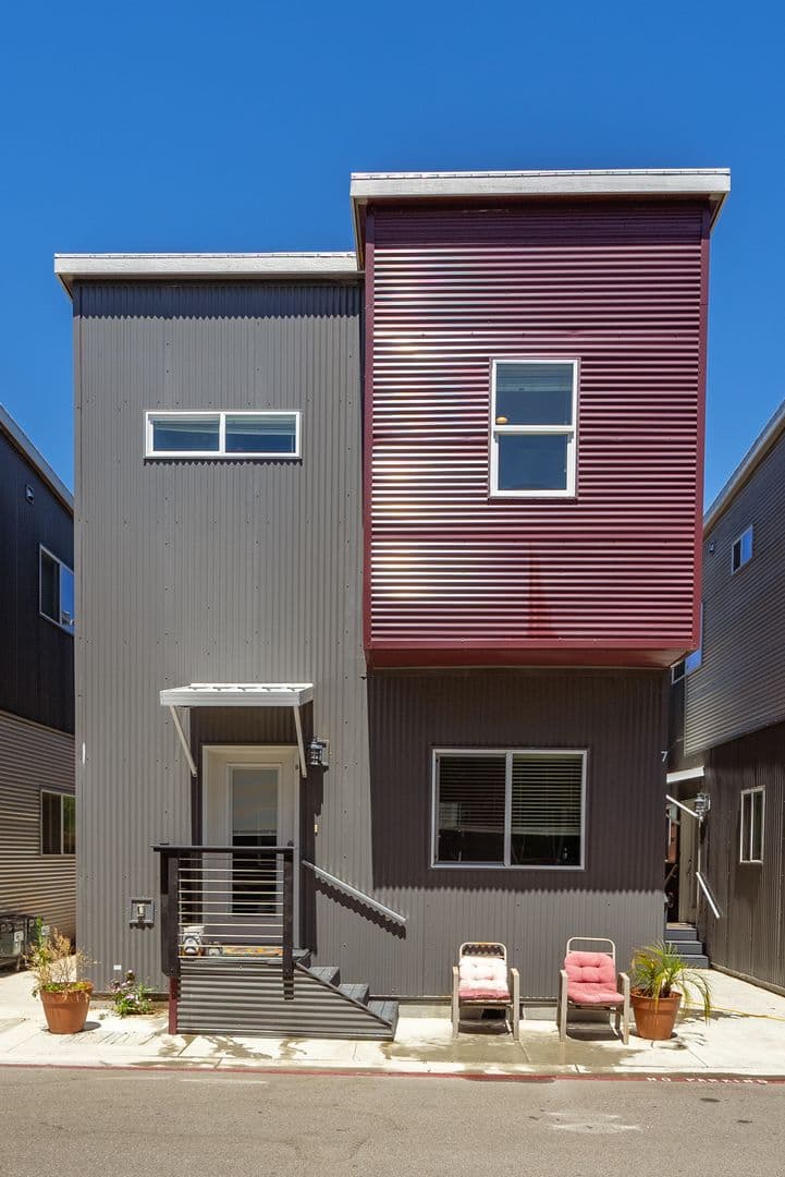 San Luis Obispo Apartment: 550 Higuera St