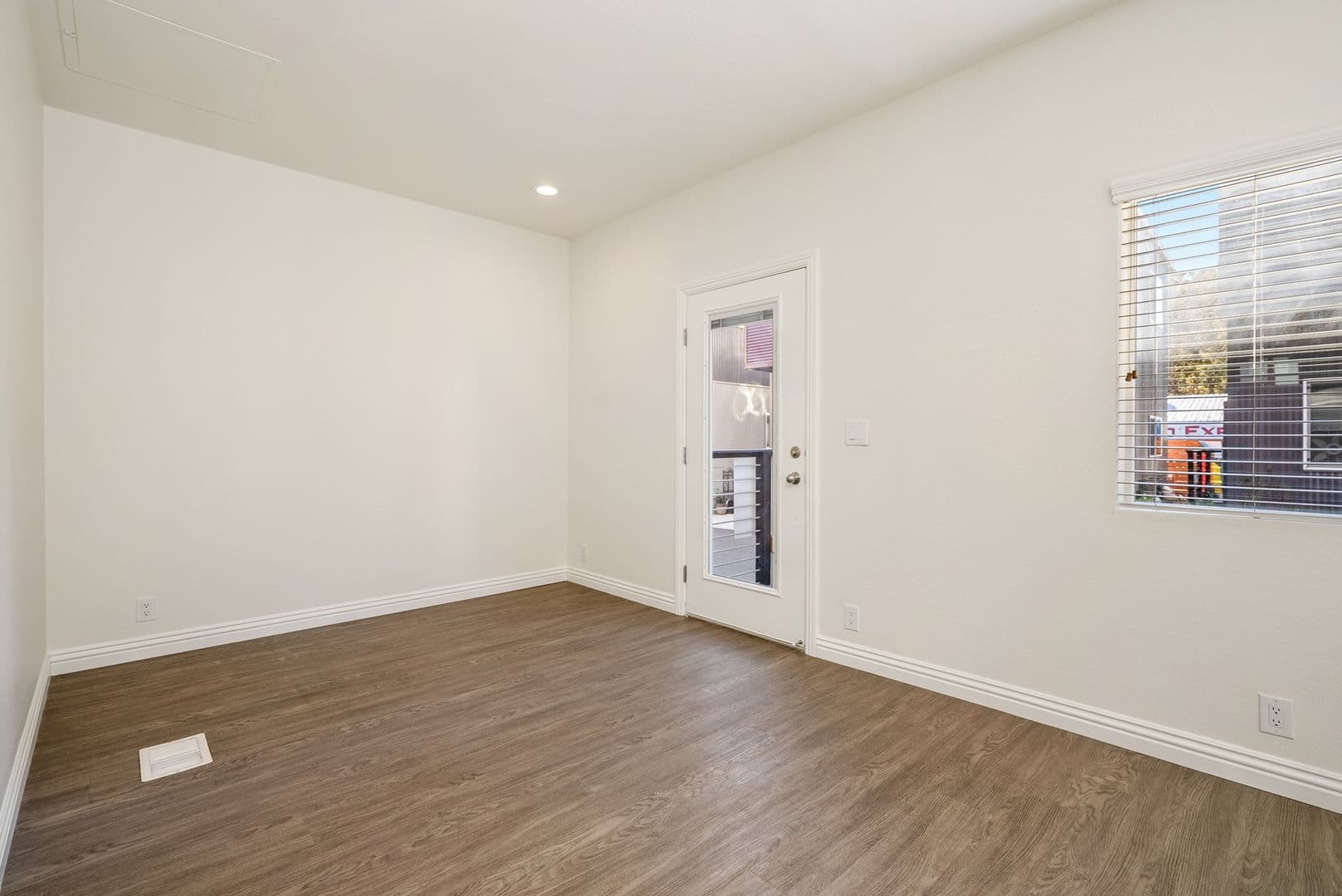 San Luis Obispo Apartment: 550 Higuera St
