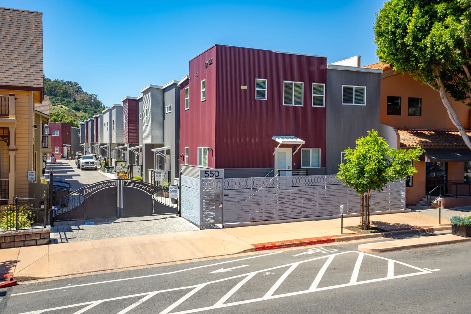 San Luis Obispo Apartment: 550 Higuera St